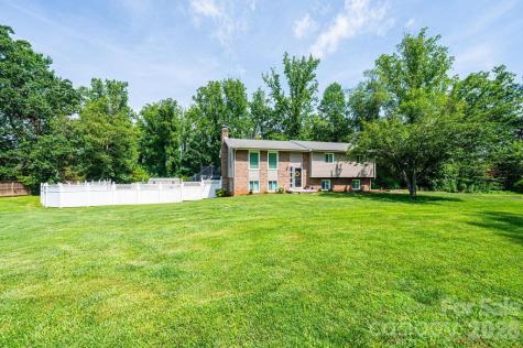 2651 31st Street Court NE Hickory NC 28601