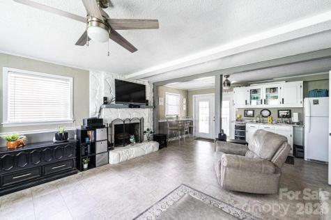 2651 31st Street Court NE Hickory NC 28601