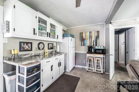 2651 31st Street Court NE Hickory NC 28601