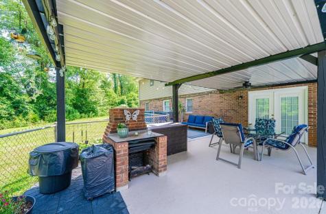 2651 31st Street Court NE Hickory NC 28601