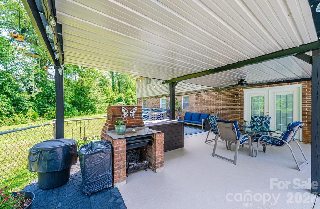2651 31st Street Court NE Hickory NC 28601