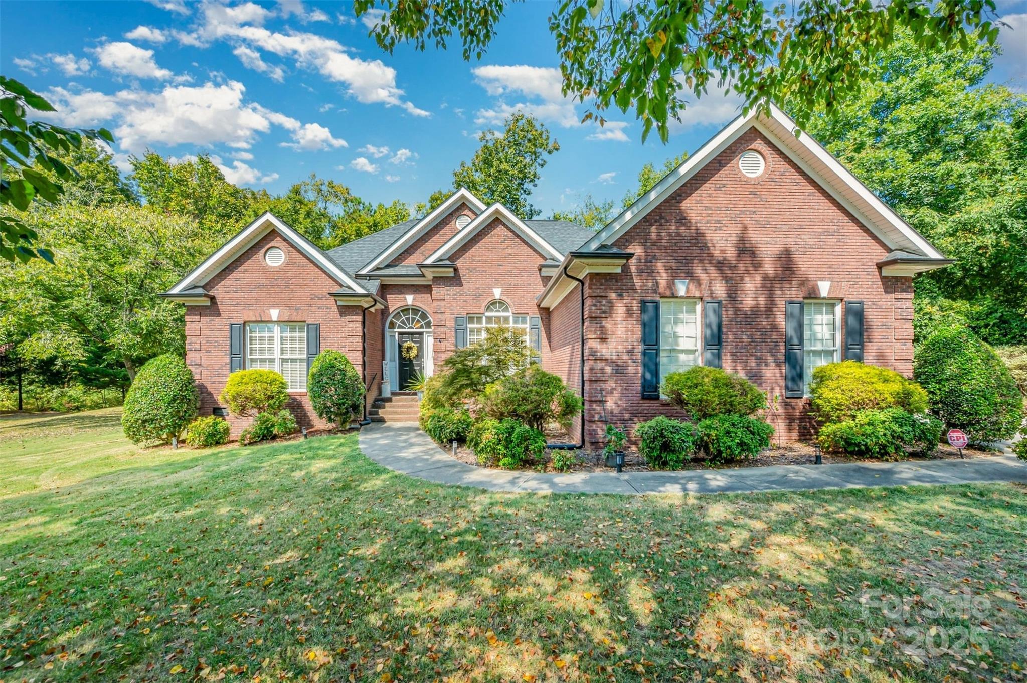 3757 Ayrshire Court Harrisburg NC 28075