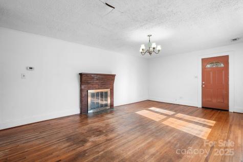 1606 Poplar Street NW Lenoir NC 28645