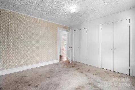 1606 Poplar Street NW Lenoir NC 28645