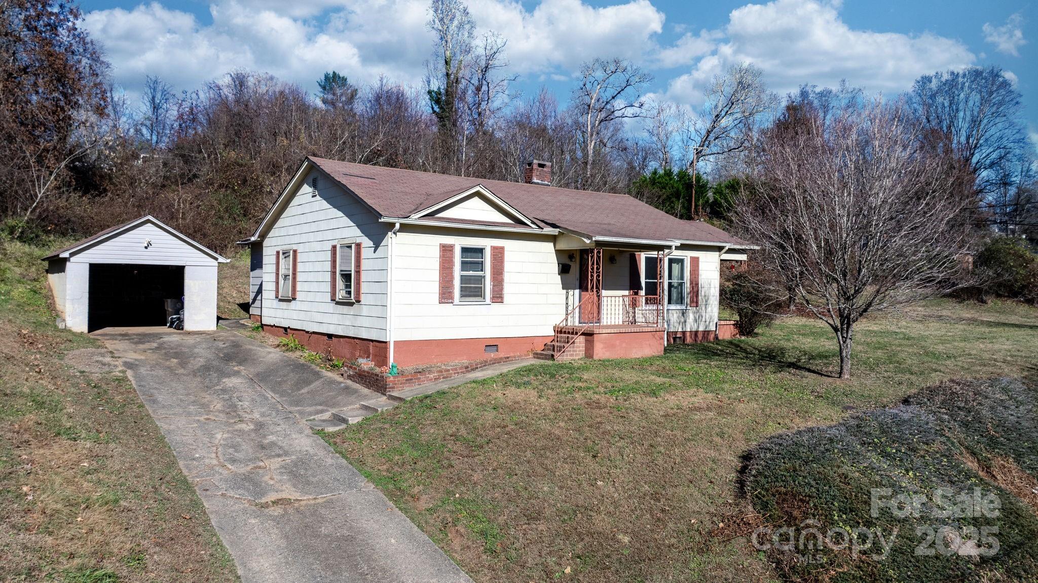 1606 Poplar Street NW Lenoir NC 28645