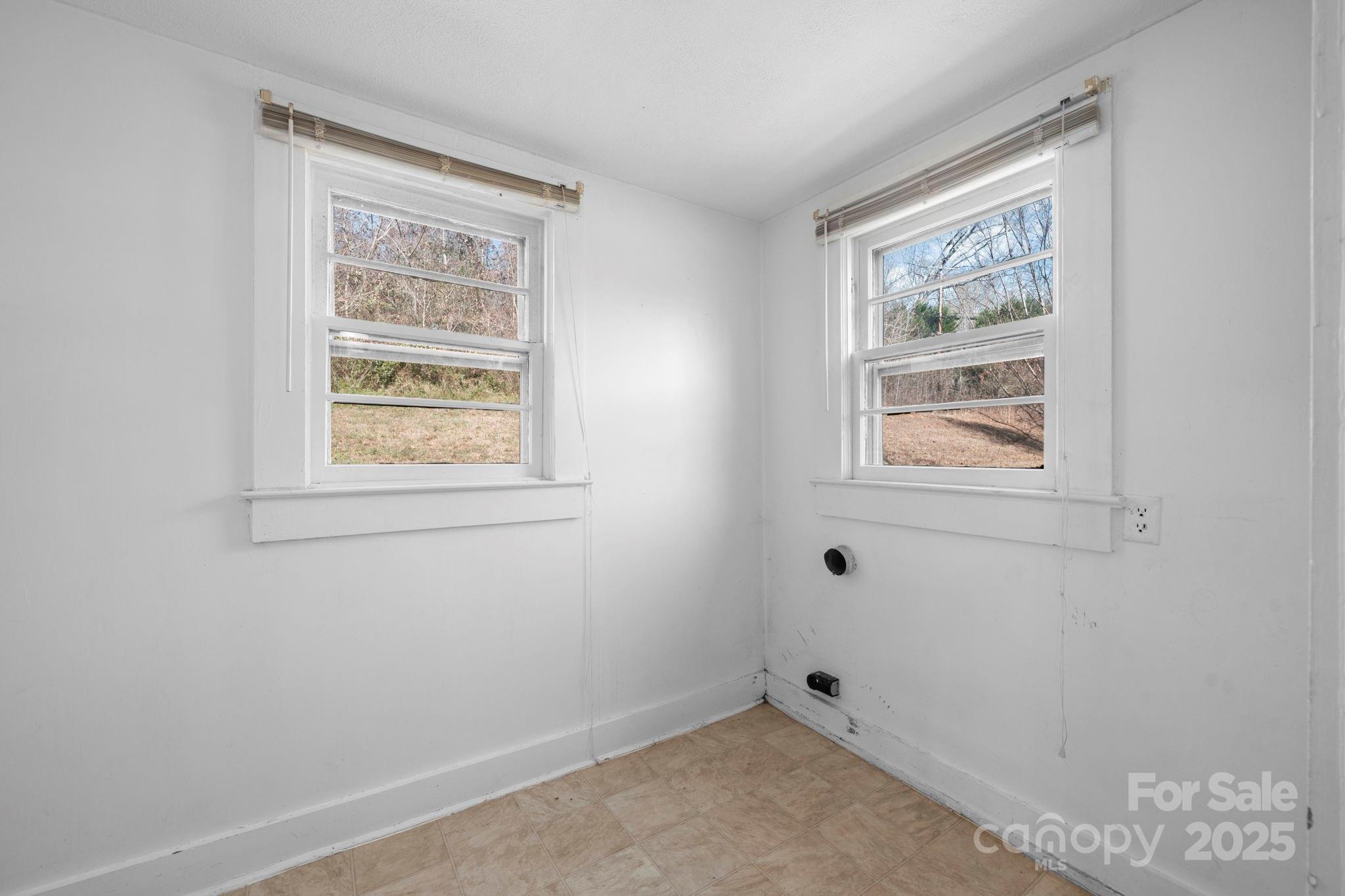 1606 Poplar Street NW Lenoir NC 28645