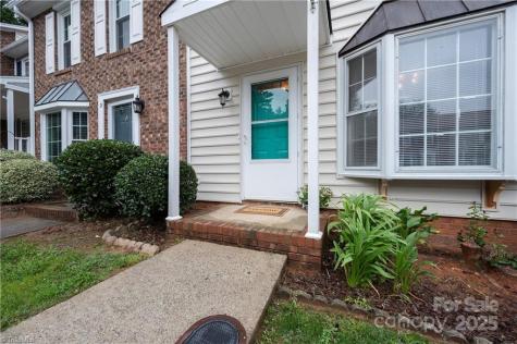 911 Shelby Drive Greensboro NC 27409
