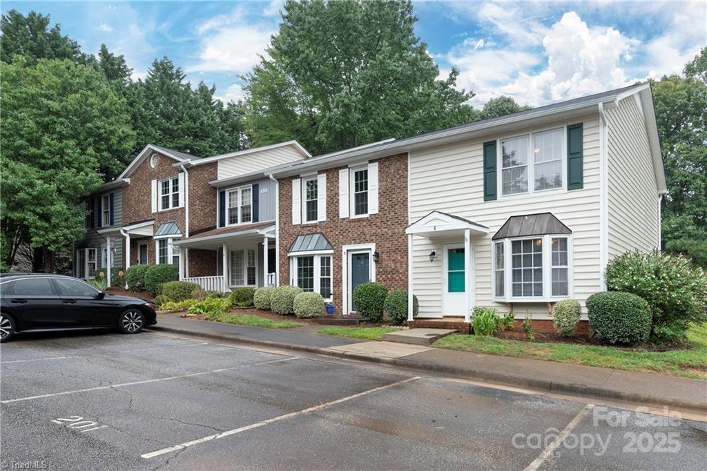 911 Shelby Drive Greensboro NC 27409
