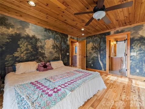 110 Mailon King Road Leicester NC 28748