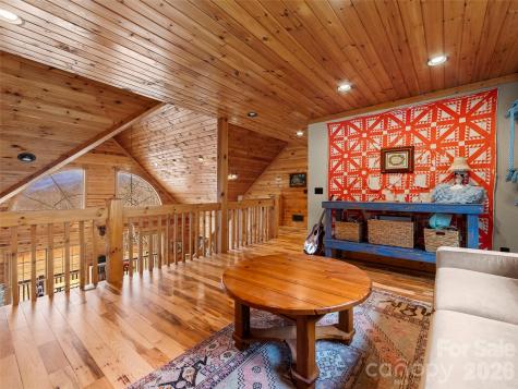 110 Mailon King Road Leicester NC 28748