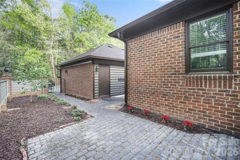 7443 Newmans Lane Charlotte NC 28270