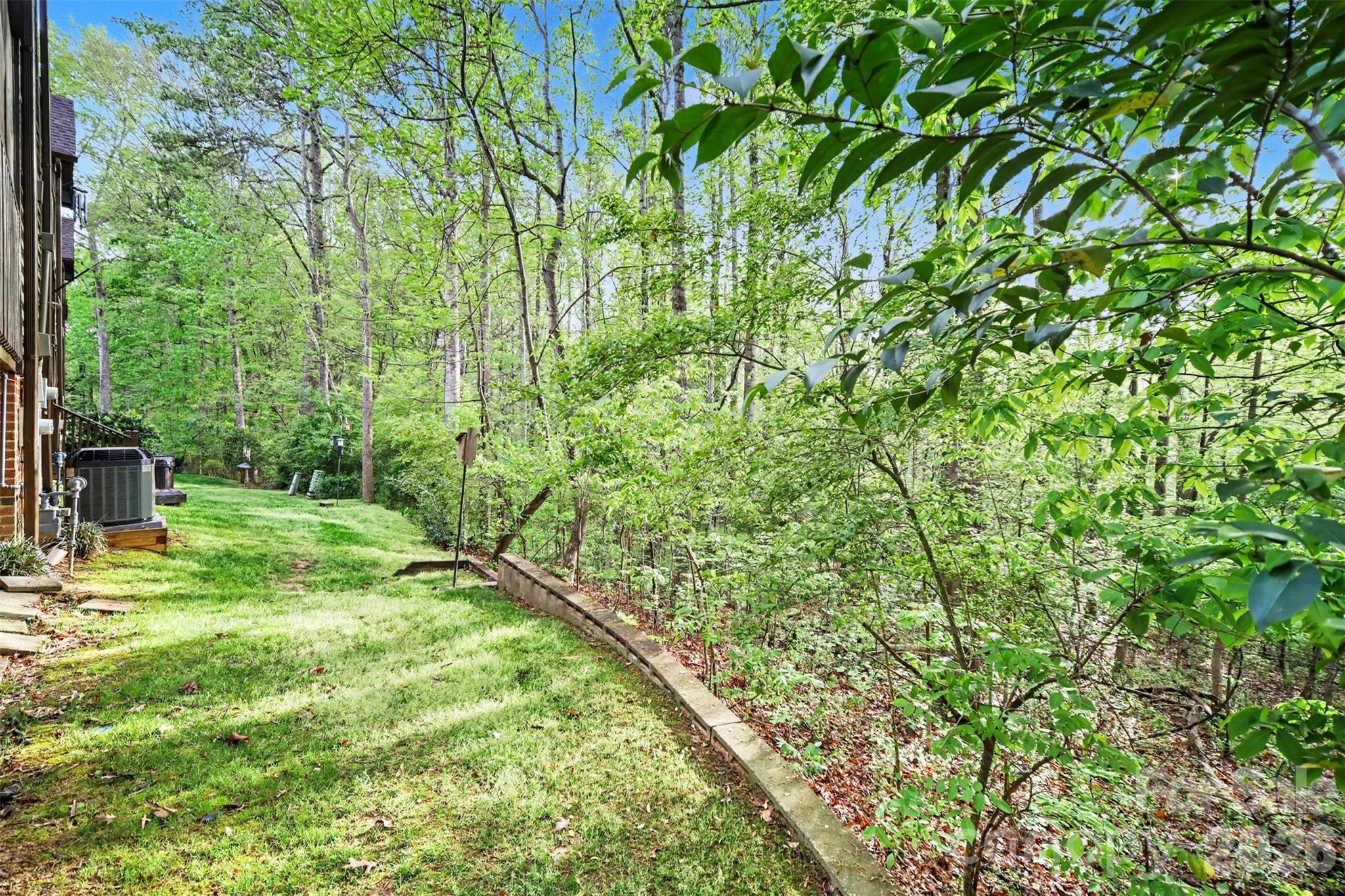 7443 Newmans Lane Charlotte NC 28270