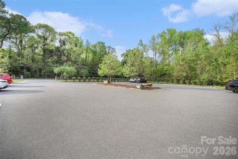 7443 Newmans Lane Charlotte NC 28270