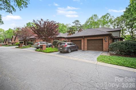 7443 Newmans Lane Charlotte NC 28270