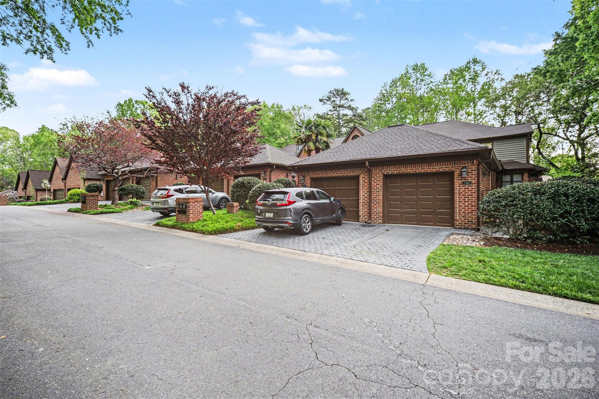 7443 Newmans Lane Charlotte NC 28270