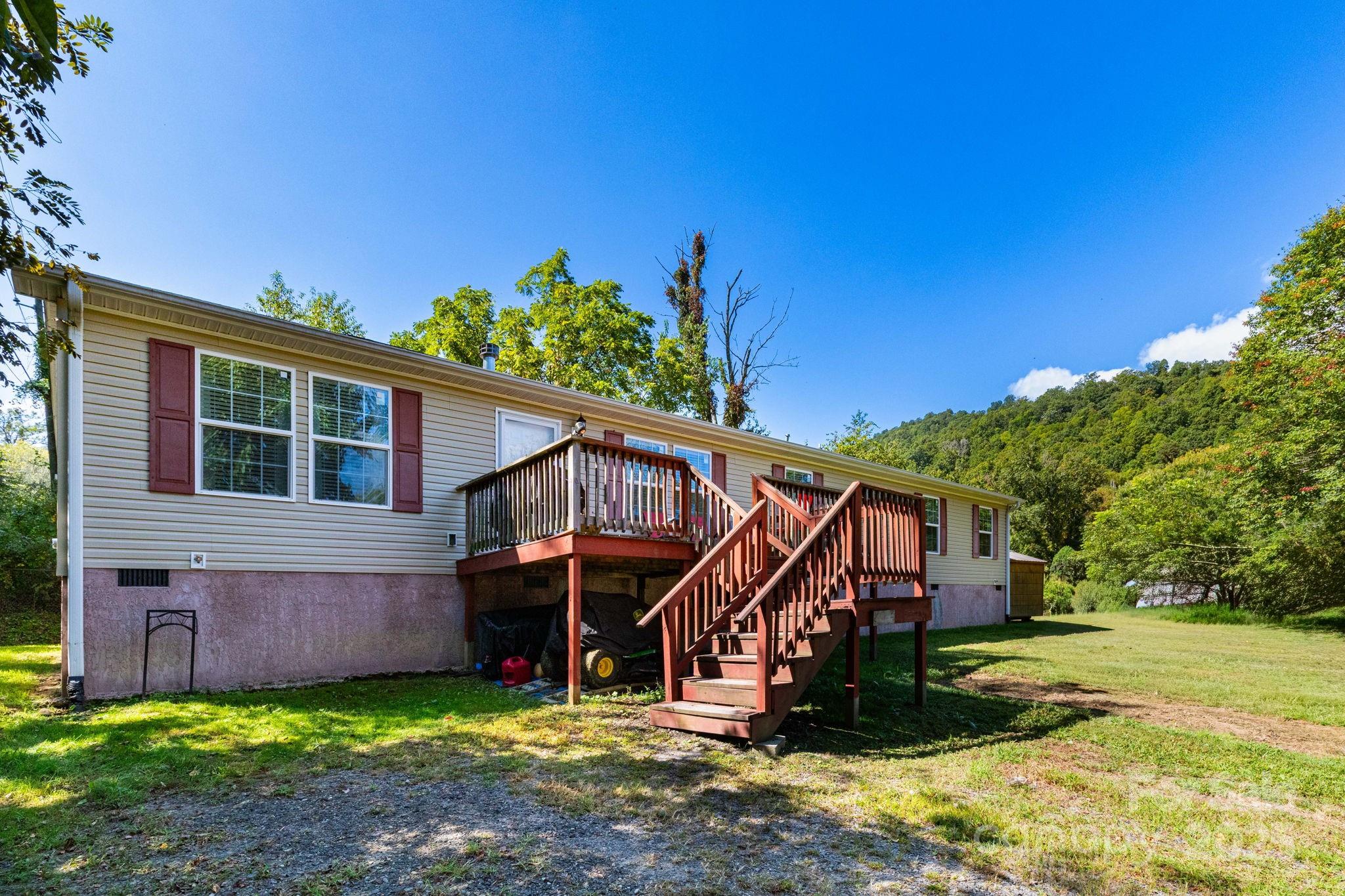 324 Lytle Cove Road Swannanoa NC 28778