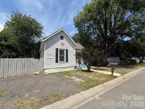 318 Goff Street Charlotte NC 28208