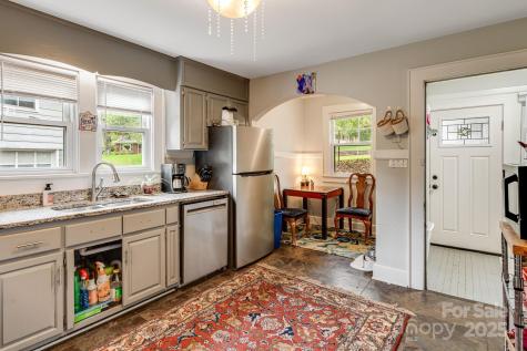 51 Gudger Road Candler NC 28715