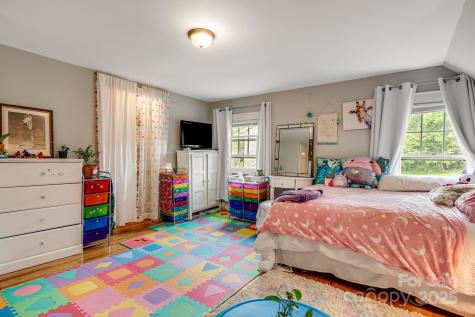 51 Gudger Road Candler NC 28715