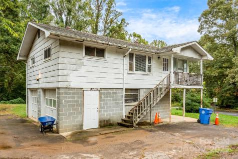 51 Gudger Road Candler NC 28715