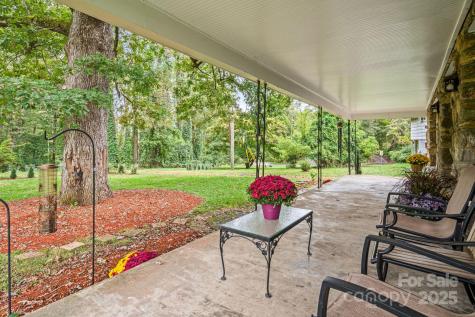 51 Gudger Road Candler NC 28715