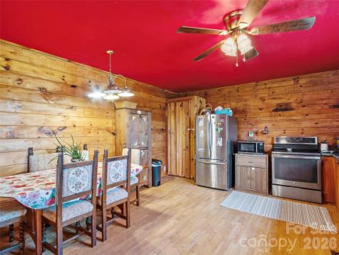 120 Lillie Lane Marshall NC 28753