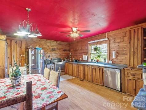 120 Lillie Lane Marshall NC 28753