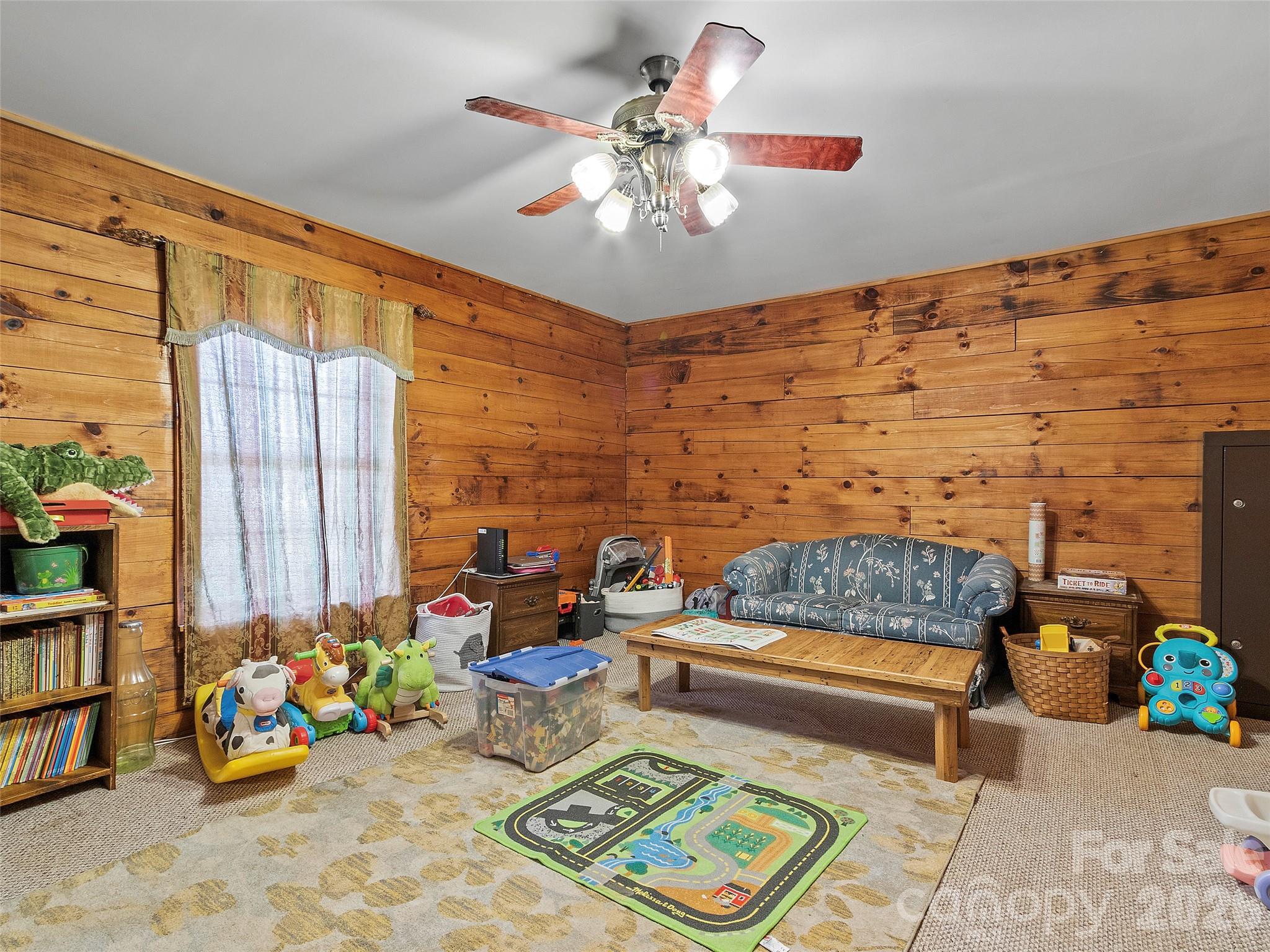 120 Lillie Lane Marshall NC 28753