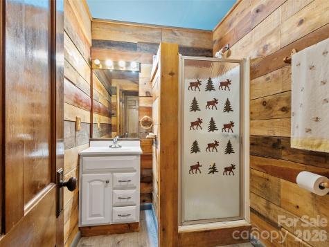 120 Lillie Lane Marshall NC 28753