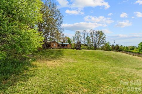 120 Lillie Lane Marshall NC 28753