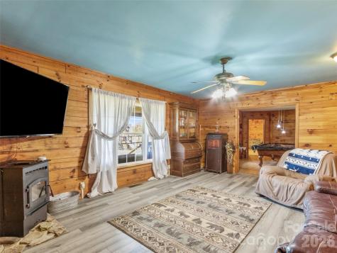 120 Lillie Lane Marshall NC 28753
