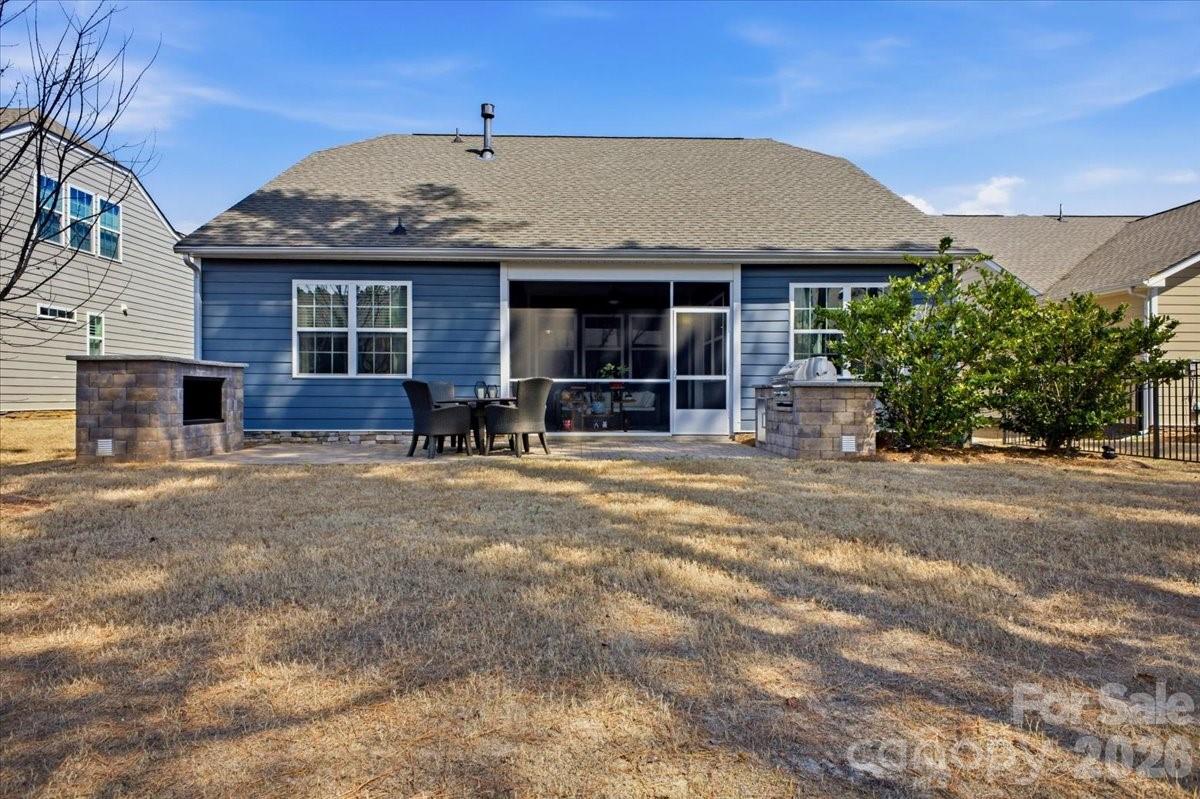 140 Picasso Trail Mount Holly NC 28120