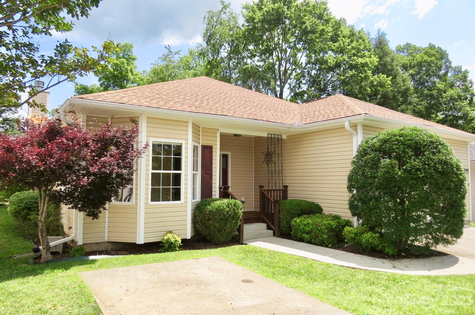40 Fortune Lane Brevard NC 28712