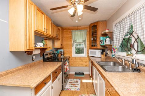 47 Campground Road Asheville NC 28805