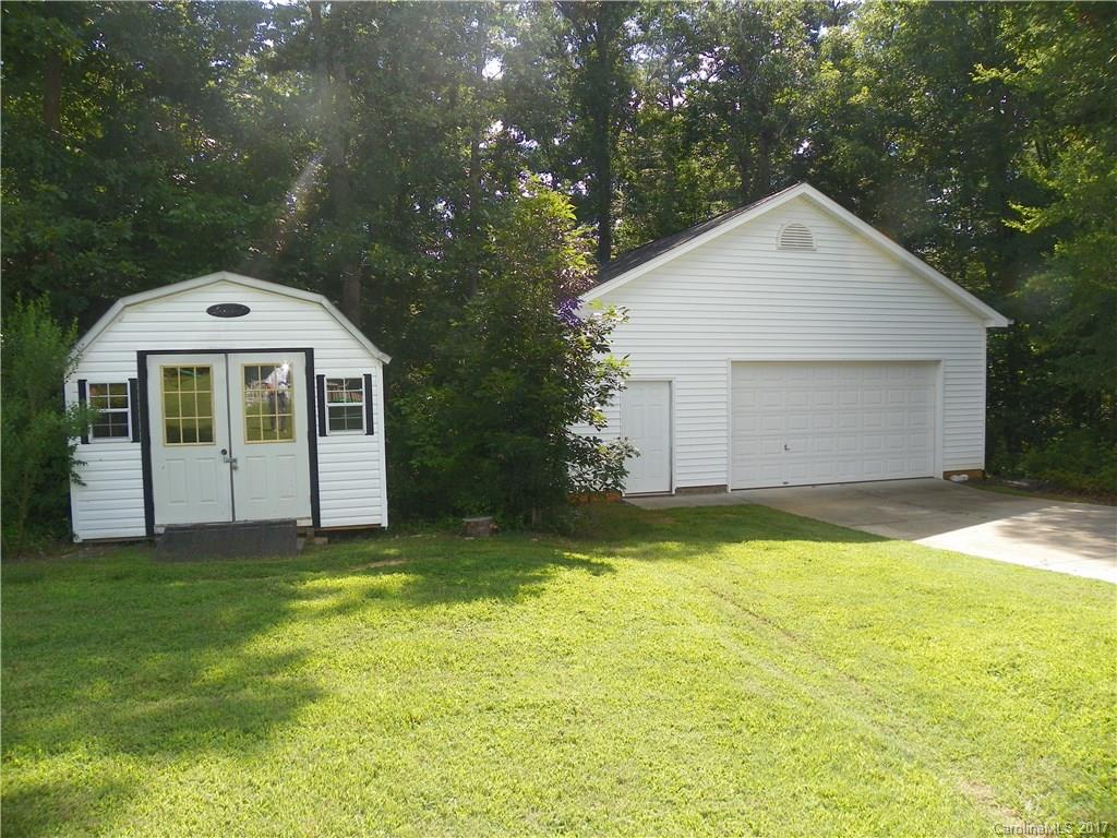 11136 Tara Oaks Drive Charlotte NC 28227