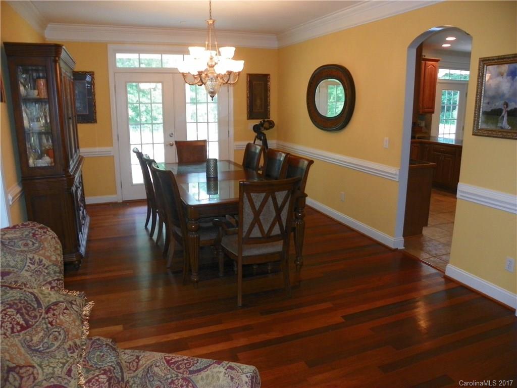 11136 Tara Oaks Drive Charlotte NC 28227