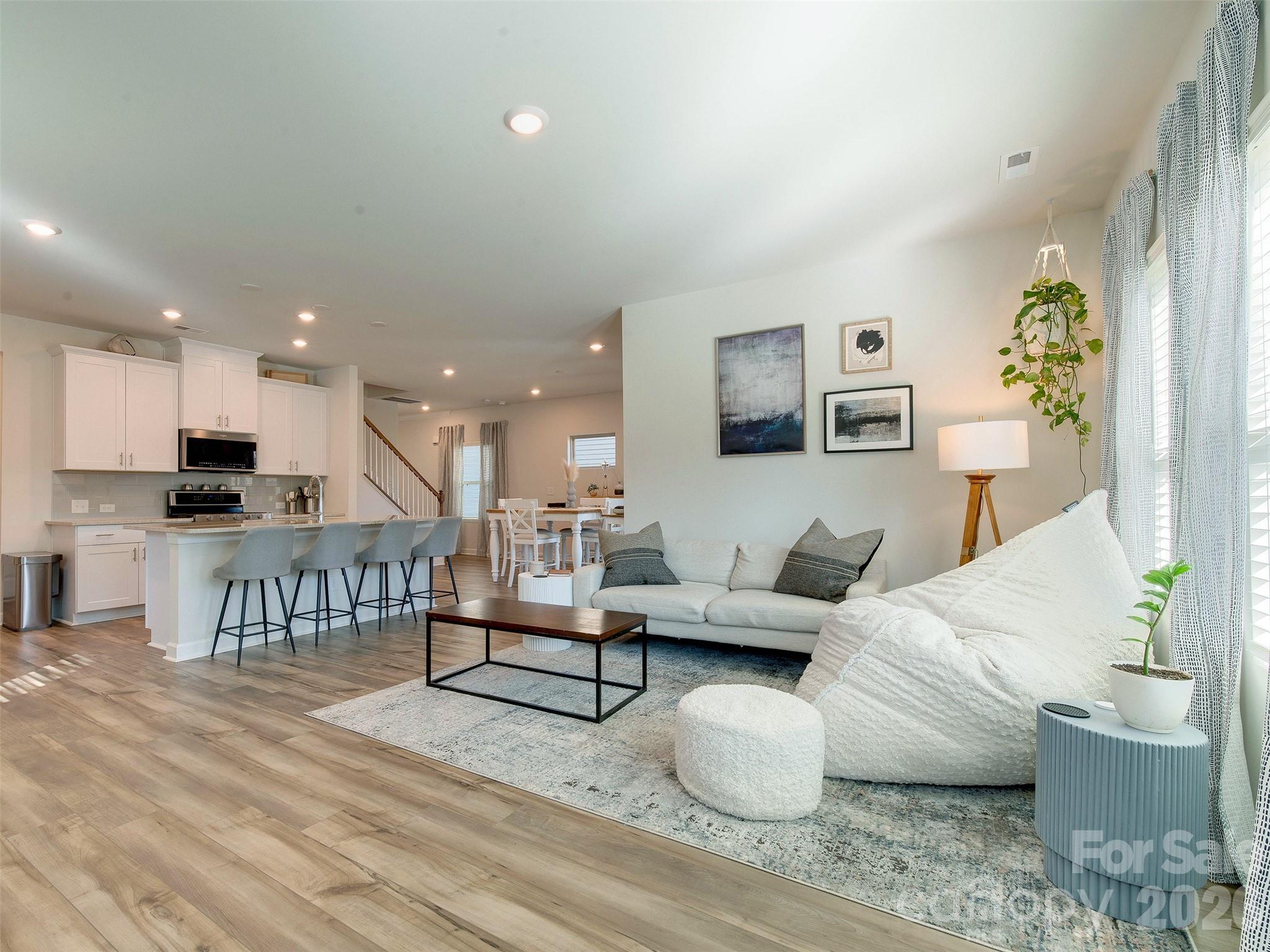 4009 Woodland View Drive Charlotte NC 28215