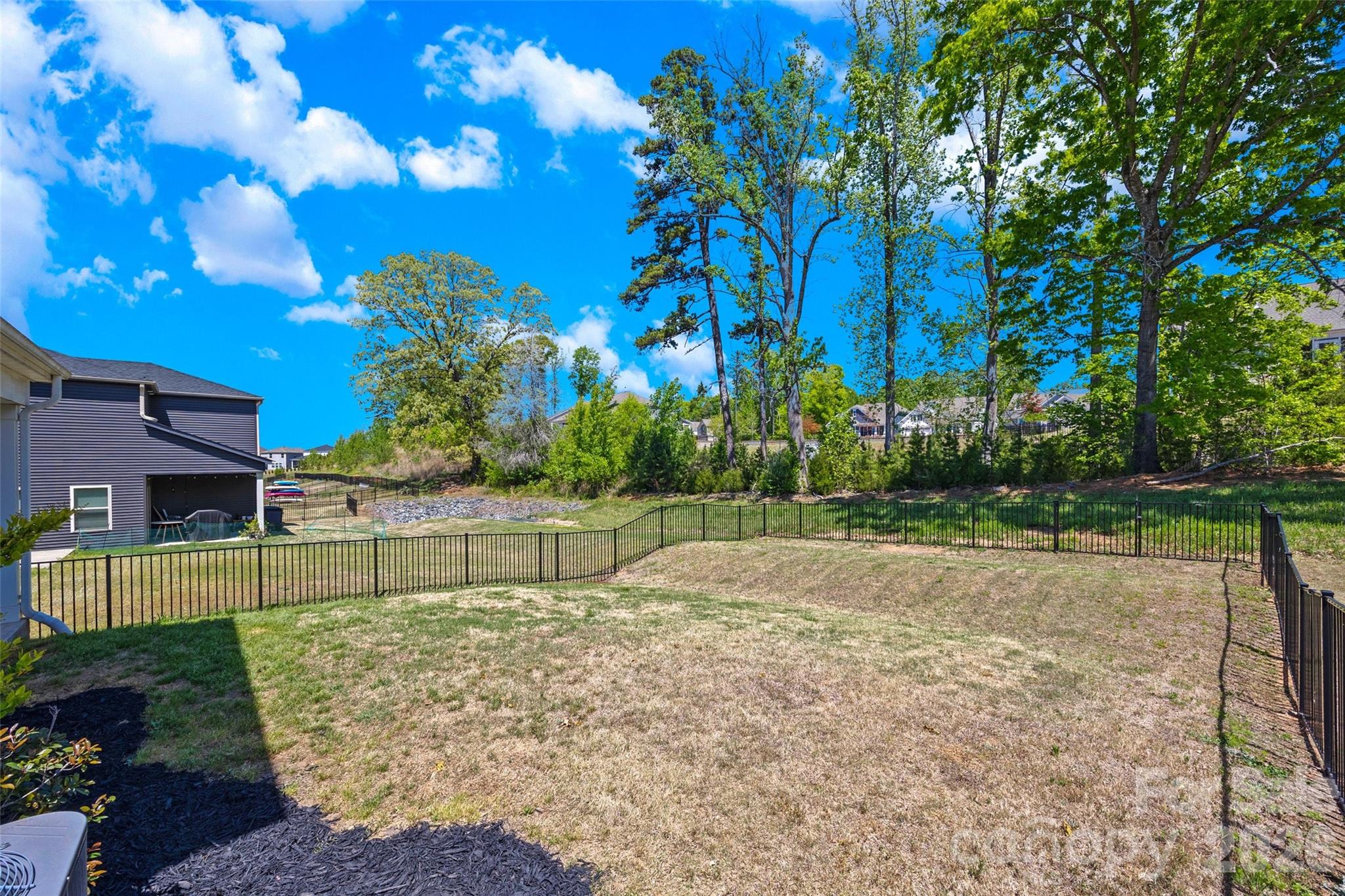 4009 Woodland View Drive Charlotte NC 28215