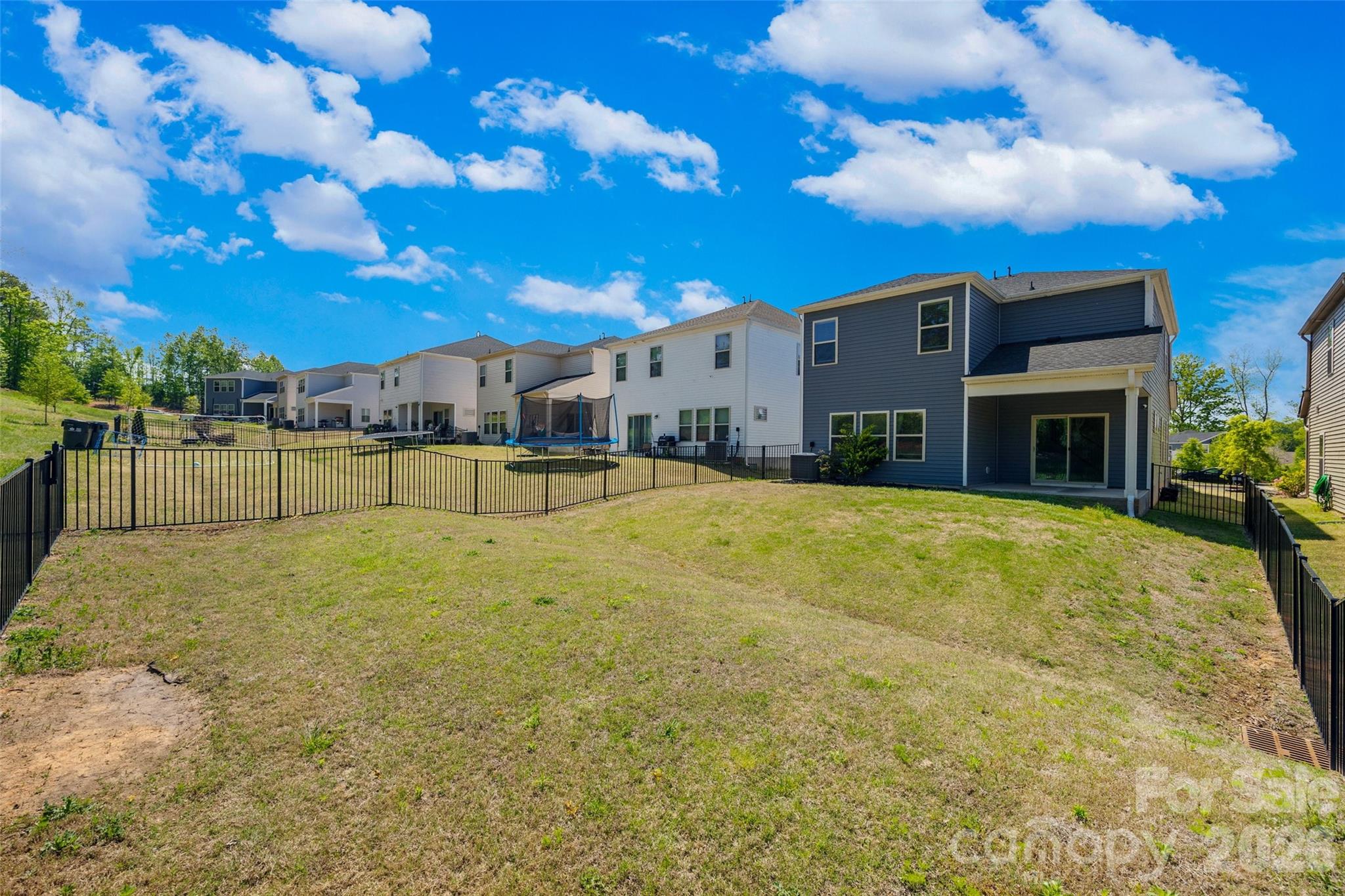 4009 Woodland View Drive Charlotte NC 28215