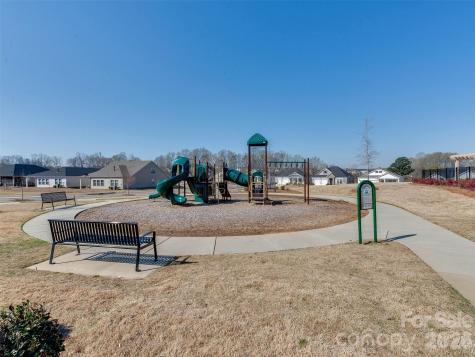 4009 Woodland View Drive Charlotte NC 28215