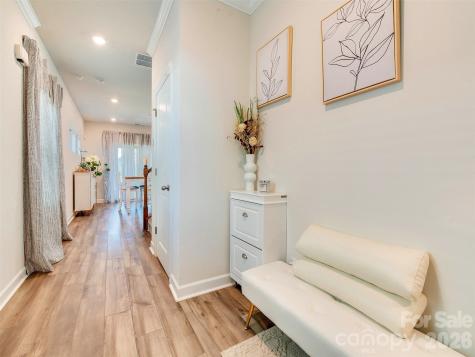 4009 Woodland View Drive Charlotte NC 28215