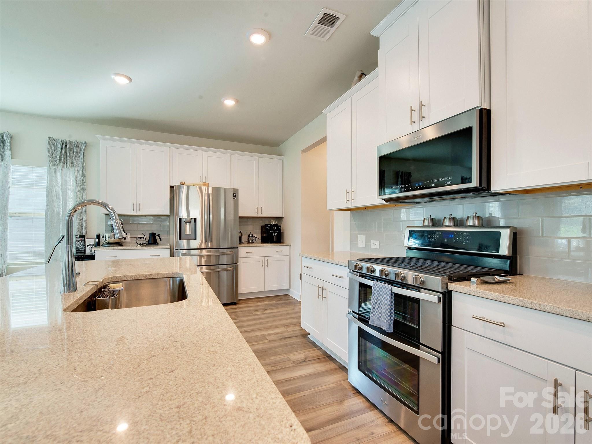 4009 Woodland View Drive Charlotte NC 28215