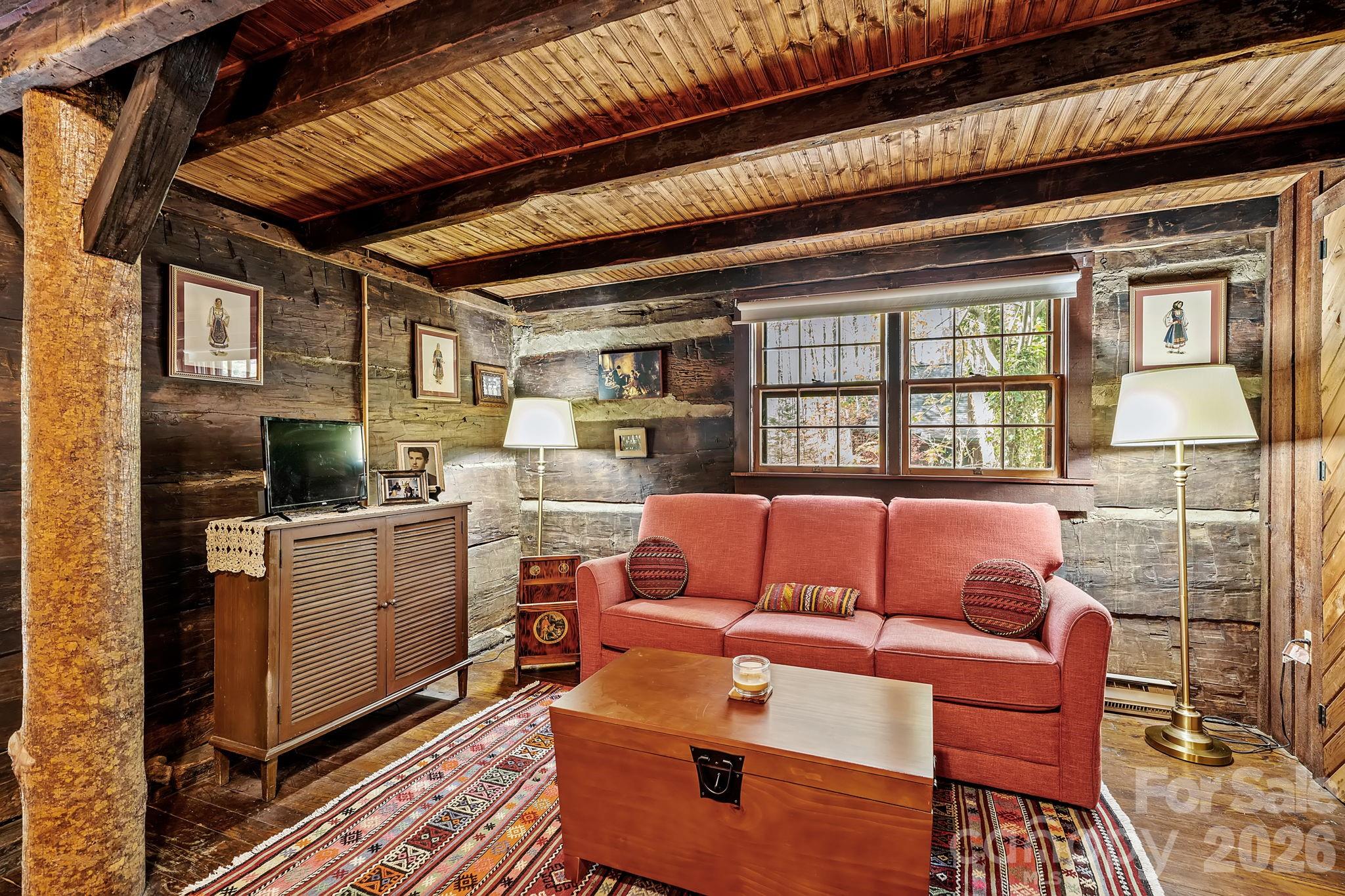 82 Honeymoon Lane Maggie Valley NC 28751