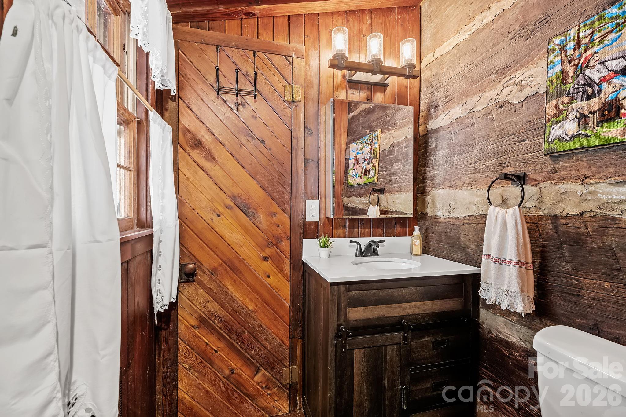 82 Honeymoon Lane Maggie Valley NC 28751