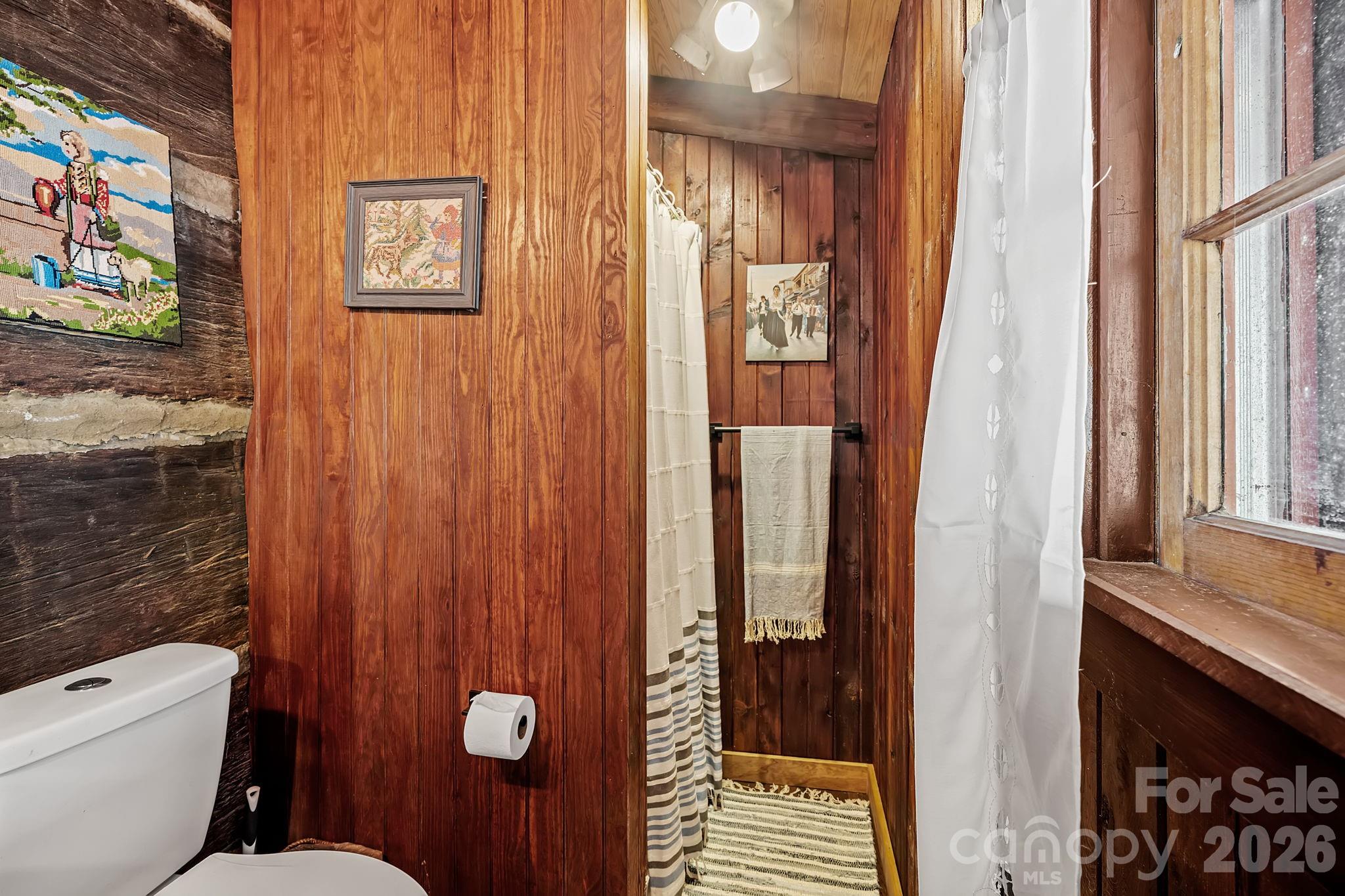 82 Honeymoon Lane Maggie Valley NC 28751