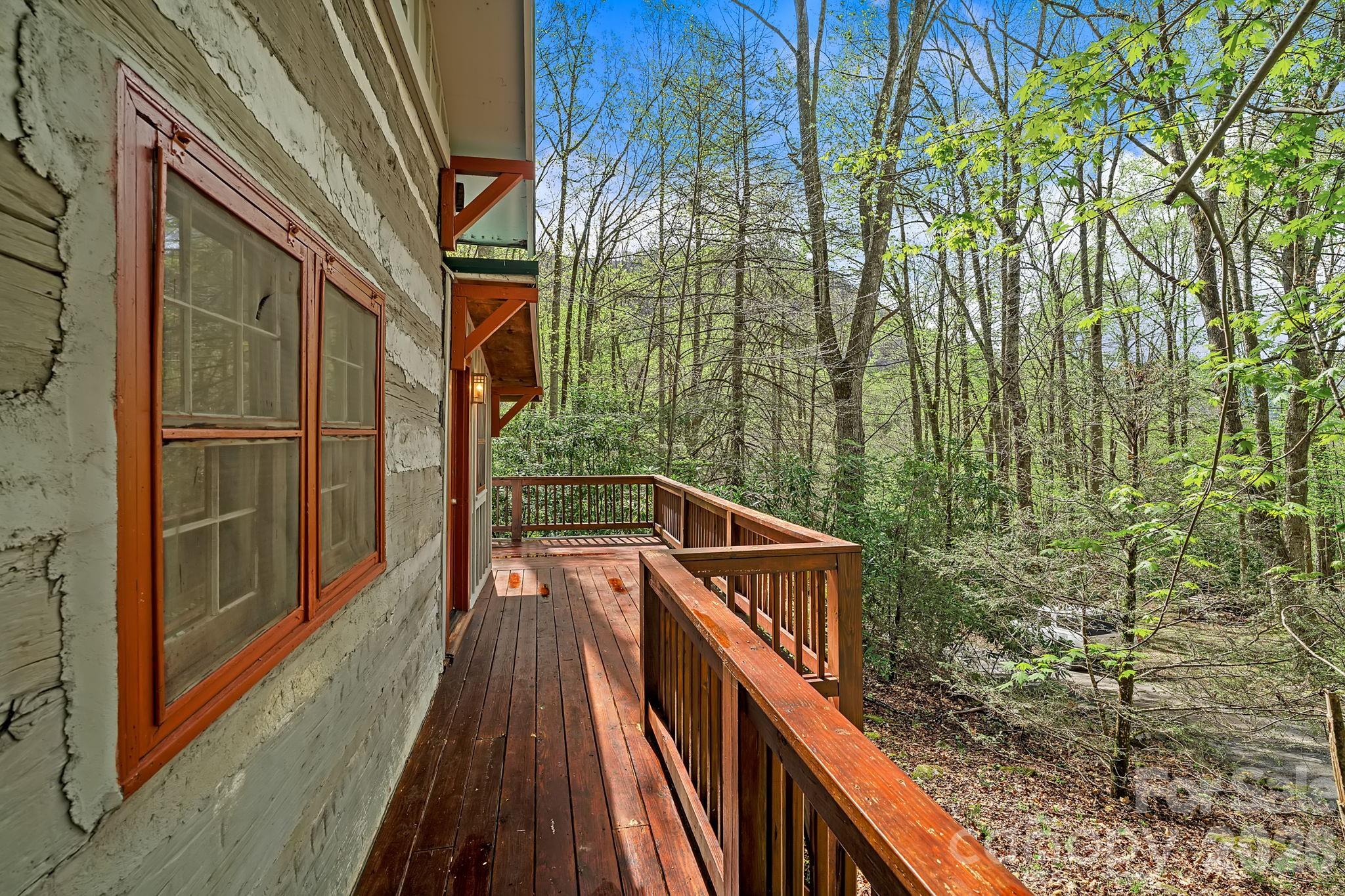 82 Honeymoon Lane Maggie Valley NC 28751