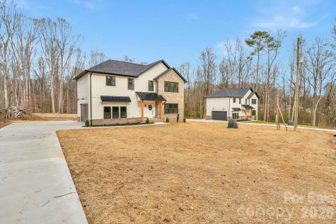 5002 Parkwood School Road Waxhaw NC 28173