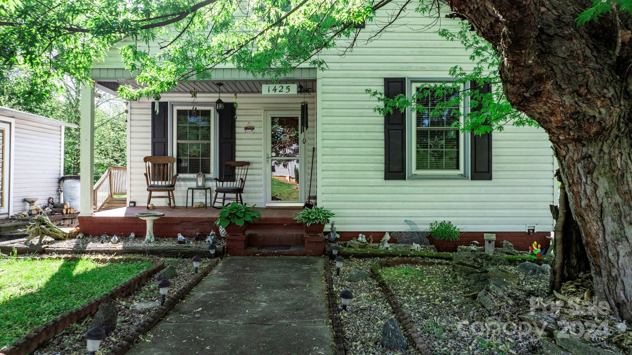 1425 14th Street NE Hickory NC 28601