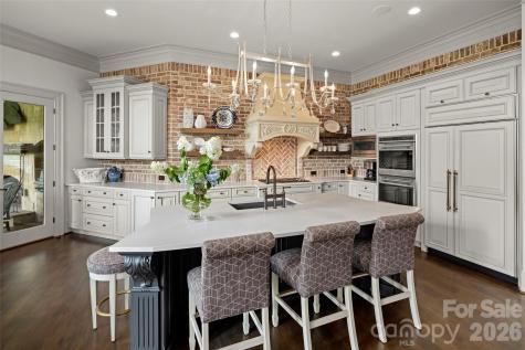 1829 Bella Vista Court Arden NC 28704