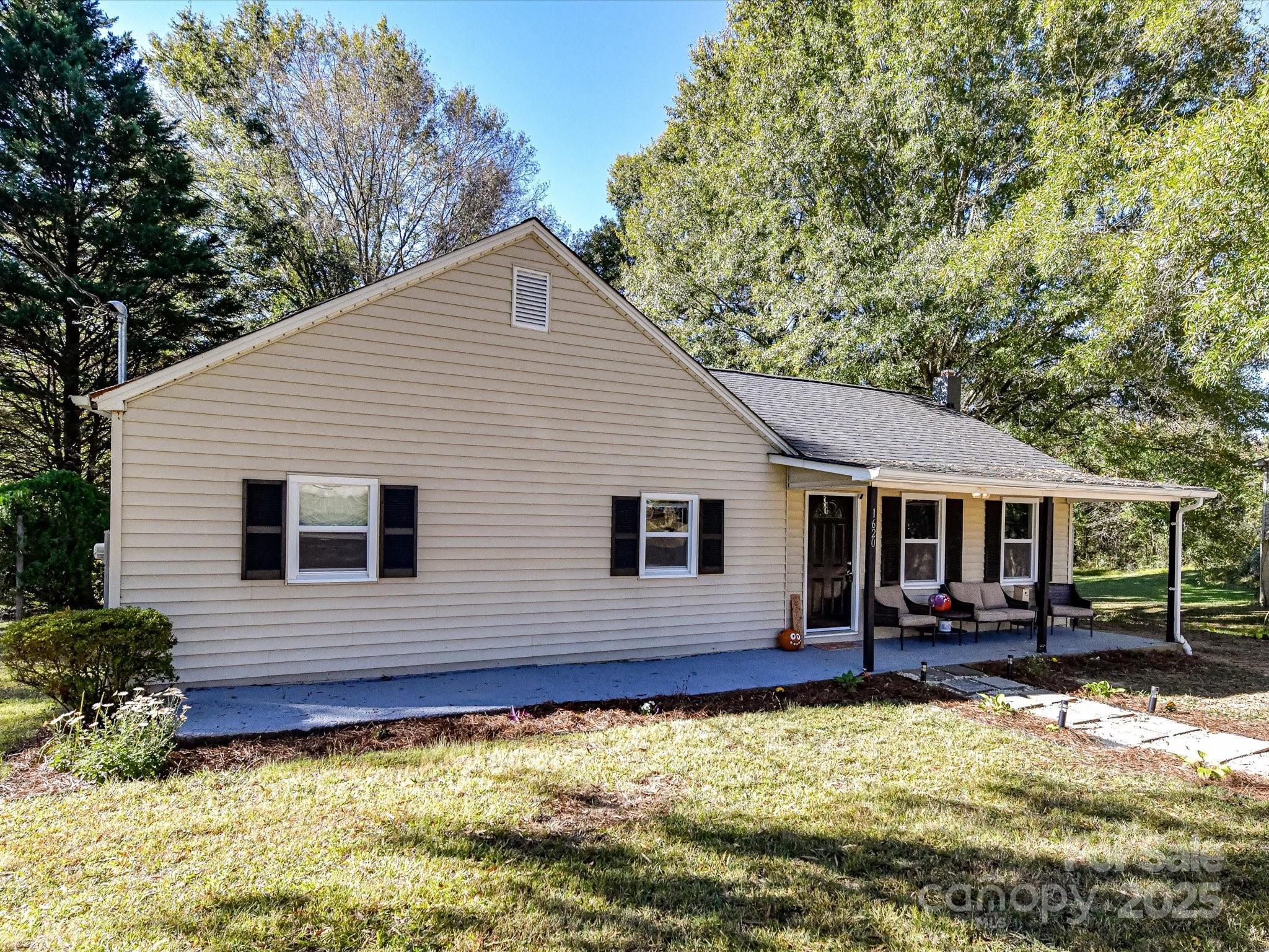 1620 Blueberry Street Mount Pleasant NC 28124